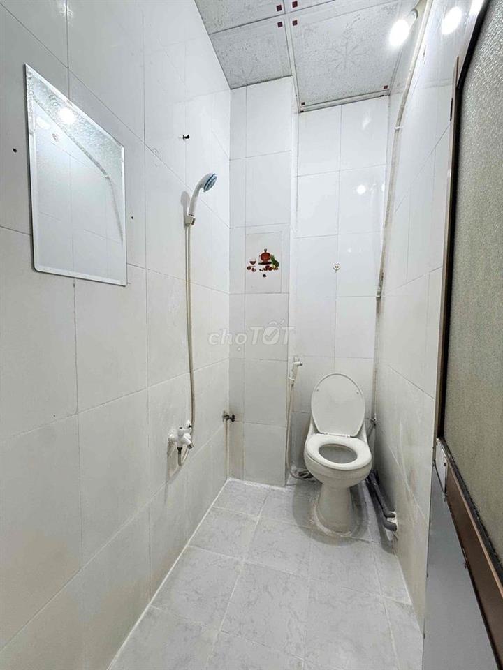 CHO THUÊ PHÒNG GÁC MÁY LẠNH TỦ LẠNH GẦN AEON TÂN PHÚ CÔNG THƯƠNG