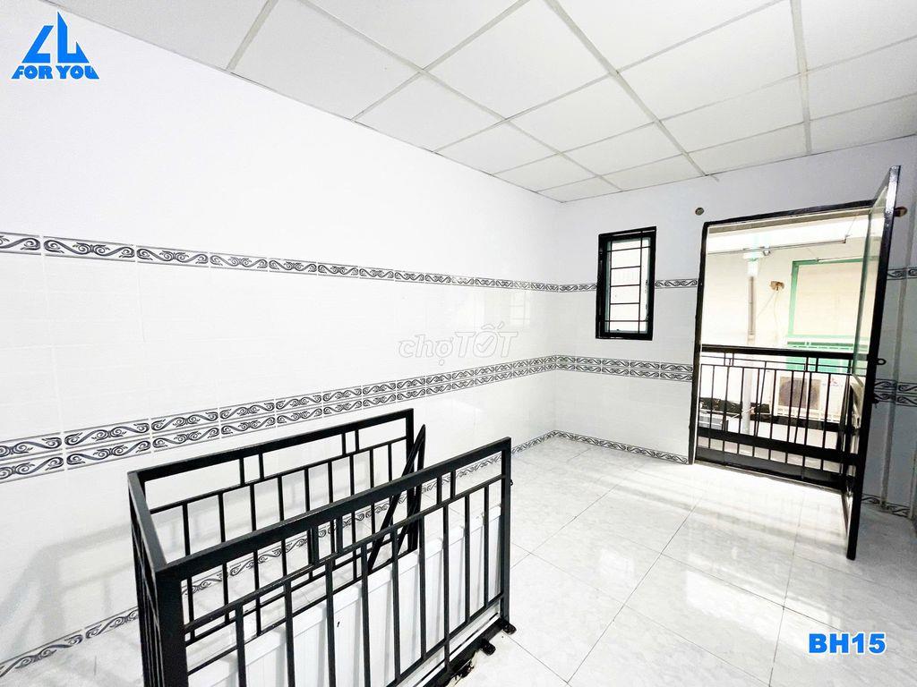 Nhà Nguyên Căn 3 lầu - 2wc -  Có Lối Đi Riêng Gần Chợ Bình Thành