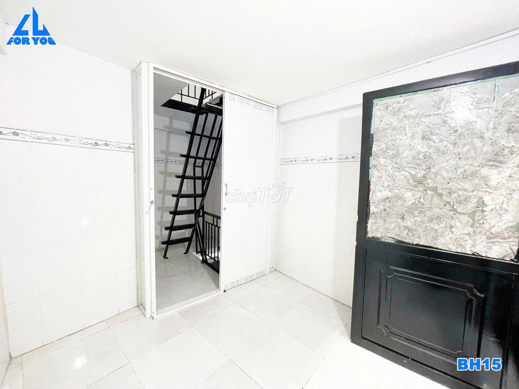 Nhà Nguyên Căn 3 lầu - 2wc -  Có Lối Đi Riêng Gần Chợ Bình Thành