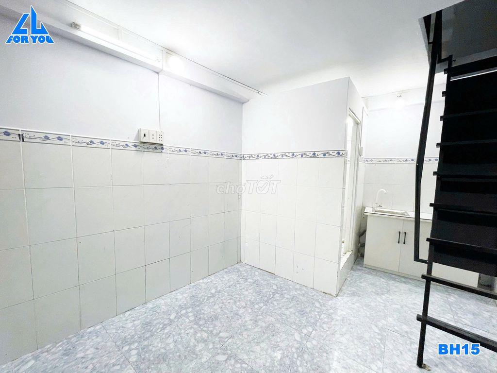 Nhà Nguyên Căn 3 lầu - 2wc -  Có Lối Đi Riêng Gần Chợ Bình Thành