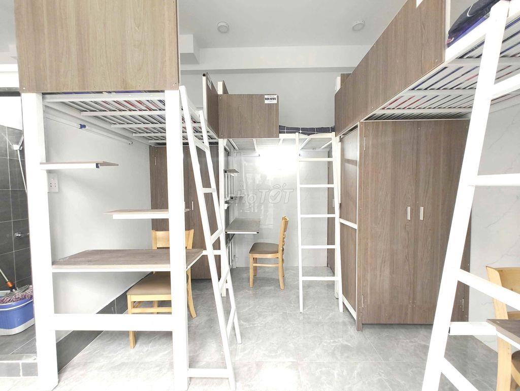 Sẵn phòng giá rẻ - 5 phút qua Đại Học Công Nghiệp - Văn Lang