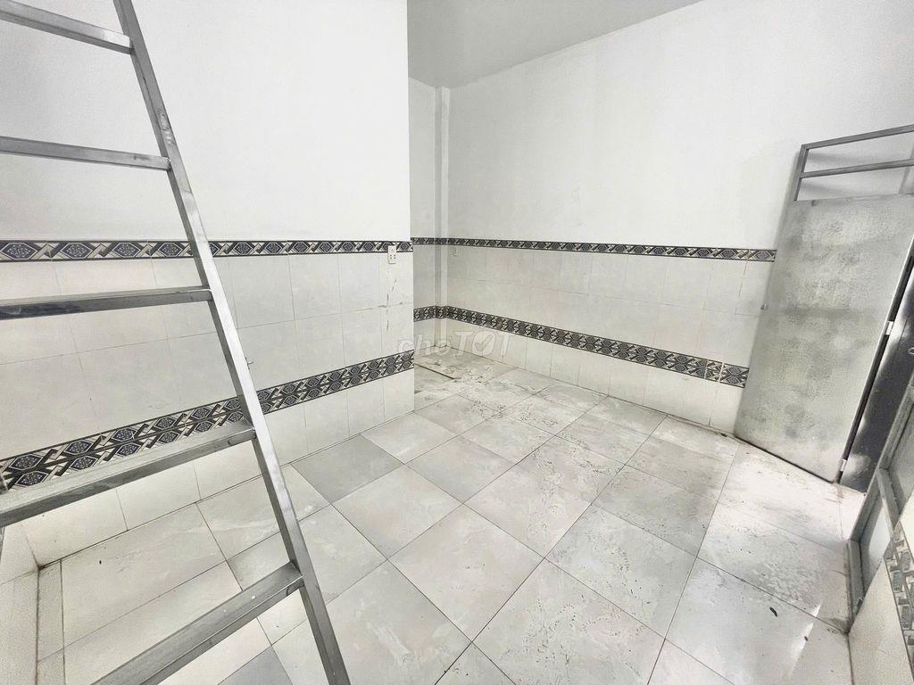 Dự Án Mới Xây - Phòng  Gác Cao Giá Rẻ
