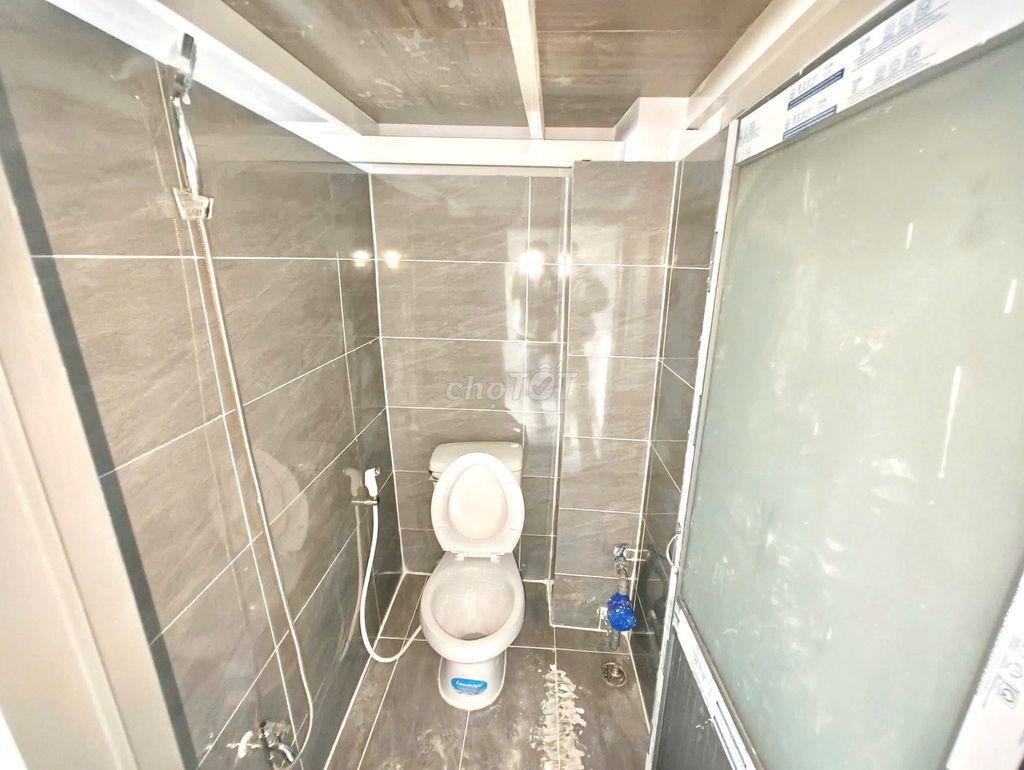 Phòng Gác Mới Xây Gần Vạn Hạnh Mall