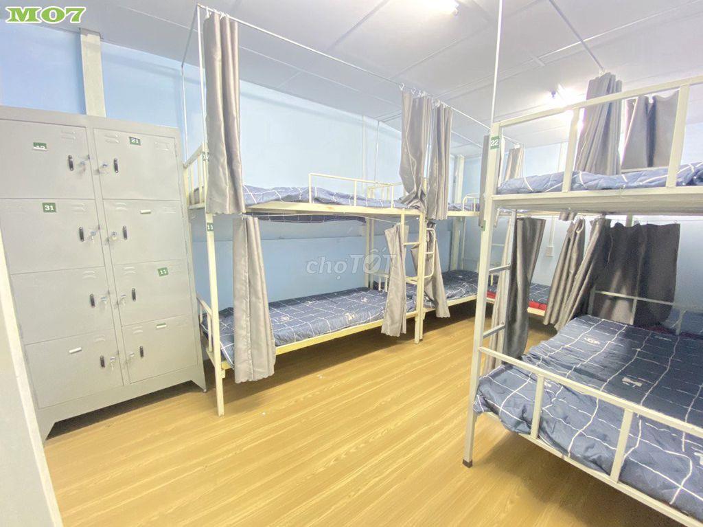 KÝ TÚC XÁ GIÁ RẺ NGAY CỔNG SAU VĂN LANG