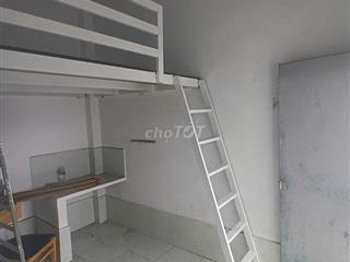 SẴN 2 PHÒNG GÁC MỚI XÂY ĐỐI ĐIỆN CVPM QUANG TRUNG