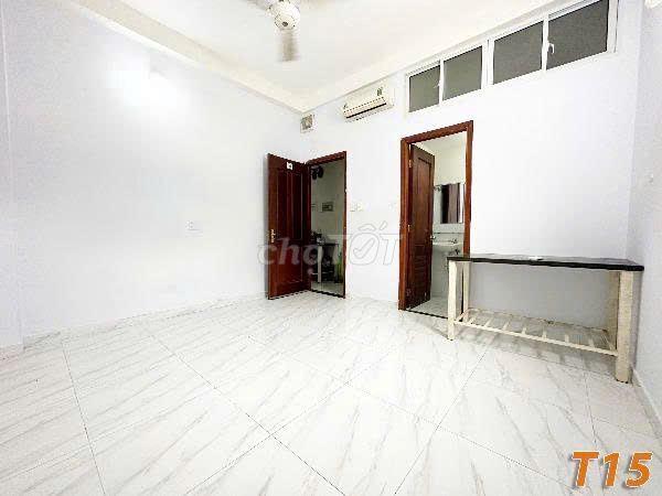 Phòng Máy Lạnh Giá Rẻ Ngay Dương Quảng Hàm