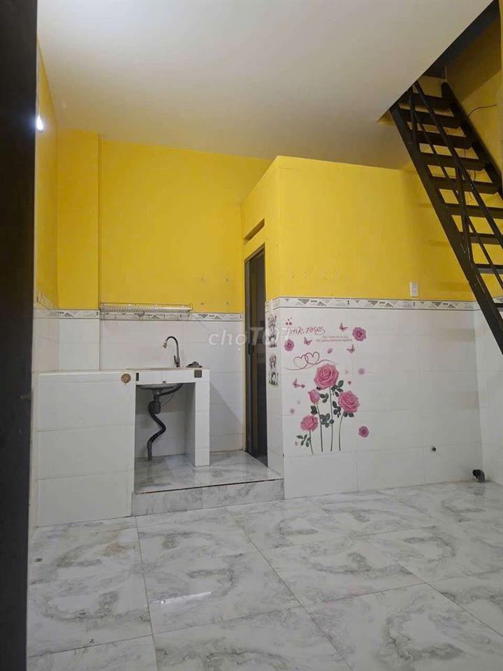 cho thuê phòng riêng có 1 lầu