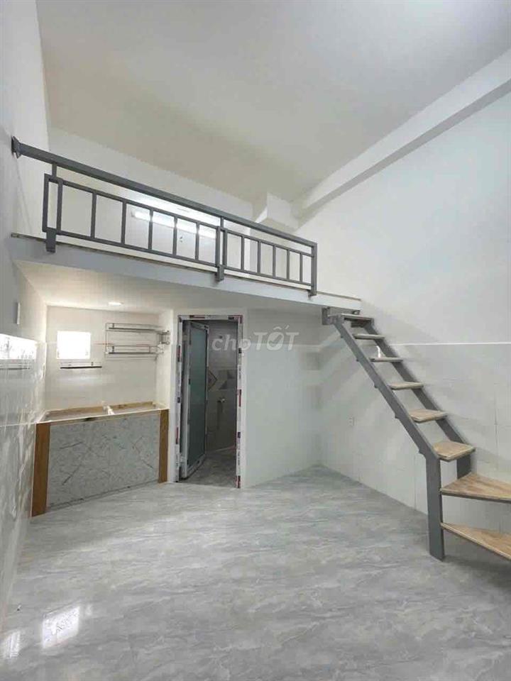 Trọ Gần Chợ Phạm Đăng Giản, Trường Chu Văn An