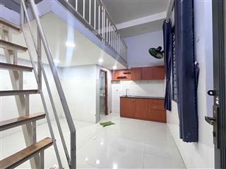 DUPLEX CỬA SỔ TRỜI SIÊU RỘNG THANG MAY GẦN ĐẠI HỌC VĂN HIẾN