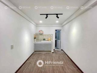 Cho Thuê Phòng Cửa Sổ Giá Rẻ Sẵn Máy Lạnh Ngạy Đại Học Công Thương TP