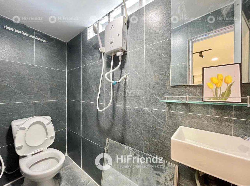 Cho Thuê Phòng Cửa Sổ Giá Rẻ Sẵn Máy Lạnh Ngạy Đại Học Công Thương TP