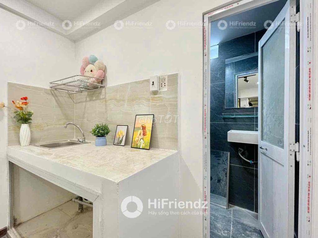 Cho Thuê Phòng Cửa Sổ Giá Rẻ Sẵn Máy Lạnh Ngạy Đại Học Công Thương TP