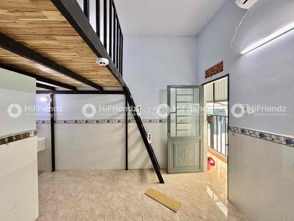 Cho Thuê Phòng Gác Rộng Rãi Sẵn Máy Lạnh Gần Đại Học Văn Hiến, Tân Phú