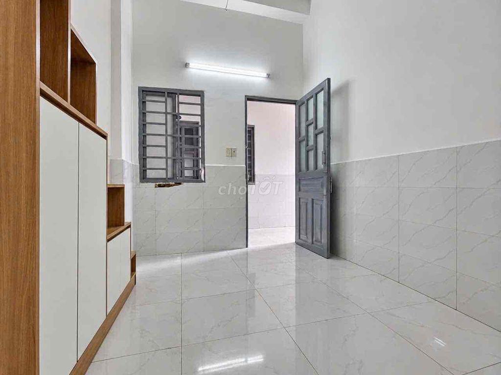 Cho Thuê Phòng Gác Cao Có Cửa Sổ Full Nội Thất Ngay Đại Học Văn Hiến