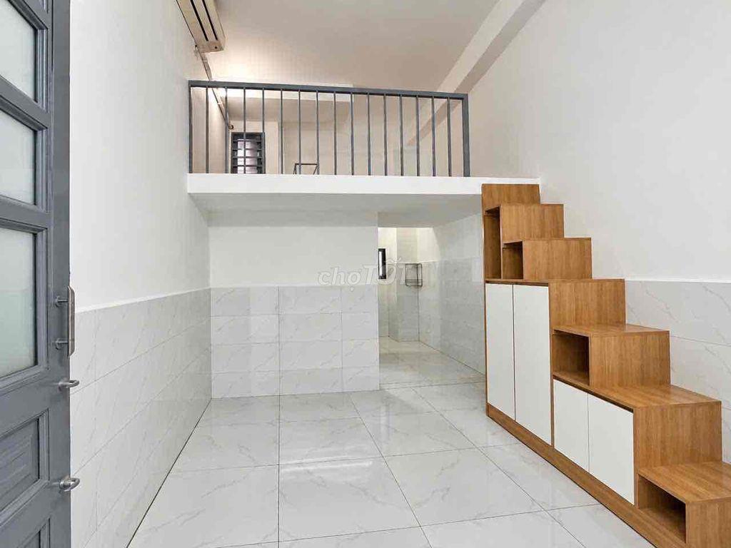 Cho Thuê Phòng Gác Cao Có Cửa Sổ Full Nội Thất Ngay Đại Học Văn Hiến