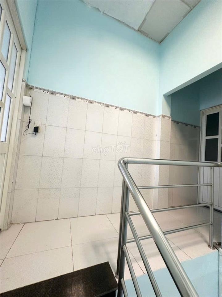 Cho thuê lâu dài nguyên căn chính chủ hẻm 266 Lê Đình Cẩn - Tân Tạo