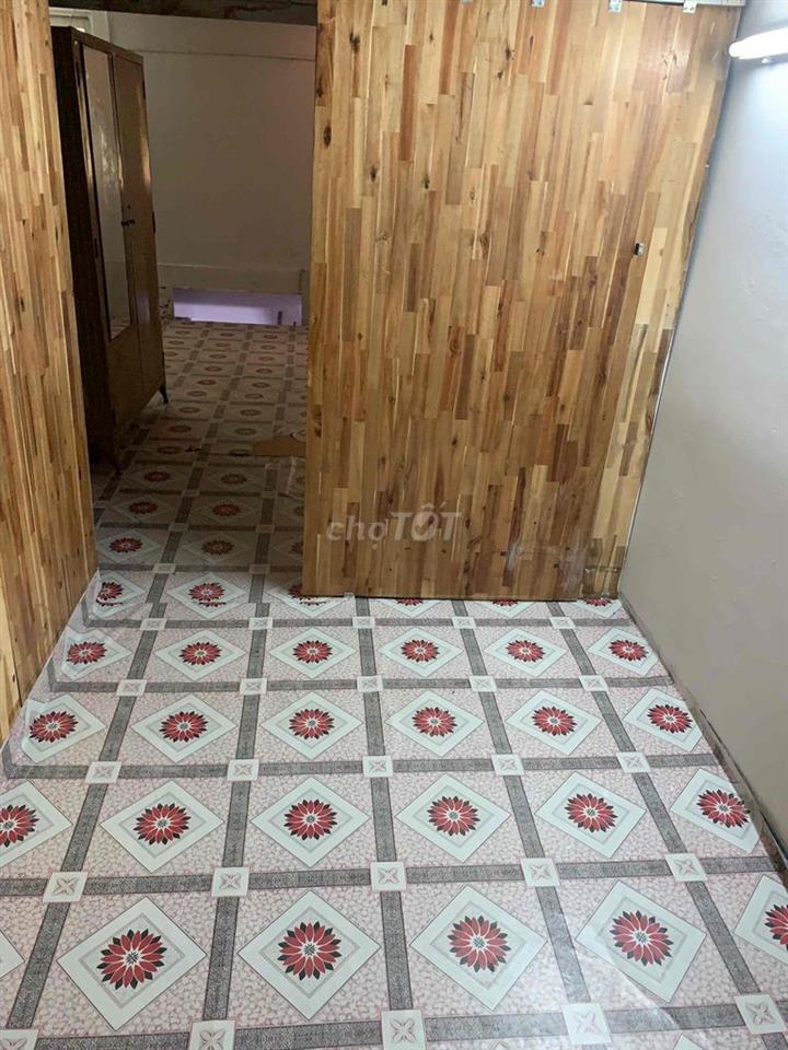 cho thuê tàng trên có 2 phòng