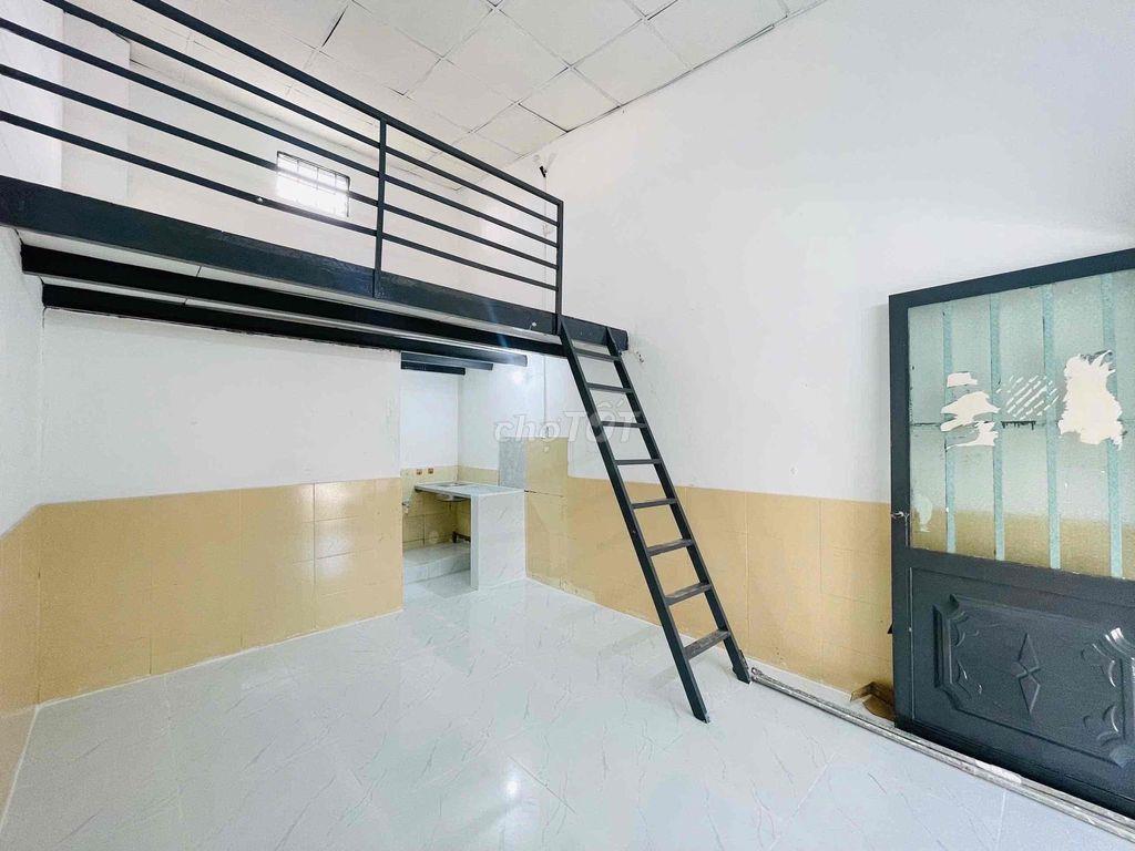 DUPLEX CỰC RỘNG RÃI MỚI TOANH, BANCOL, GÁC CAO 2M GẦN ĐẠI HỌC HUIT