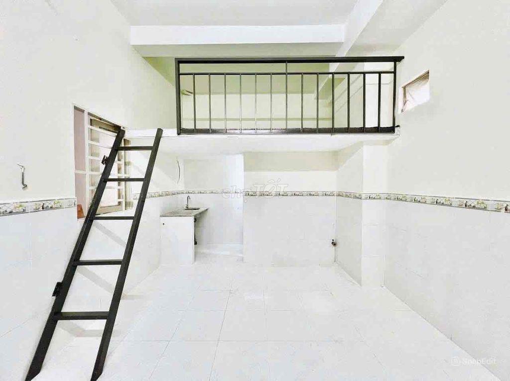 2TR7 - DUPLEX NỘI THẤT CƠ BẢN, CỬA SỔ, TOILET RIÊNG TẠI NGUYỄN THỊ TÚ