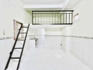 2TR7 - DUPLEX NỘI THẤT CƠ BẢN, CỬA SỔ, TOILET RIÊNG TẠI NGUYỄN THỊ TÚ