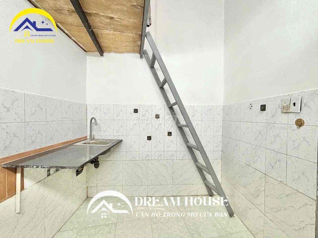 PHÒNG TRỌ GÁC CAO CỬA SỔ TRỜI  - SÁT AEON TÂN PHÚ -