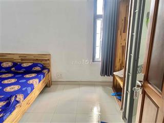 phòng tron khép kín đầy đủ nội thất