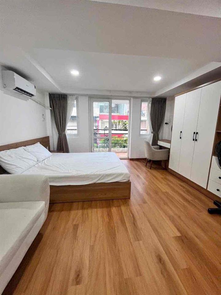STUDIO RỘNG THOÁNG NGAY VÒNG XOAY DÂN CHỦ