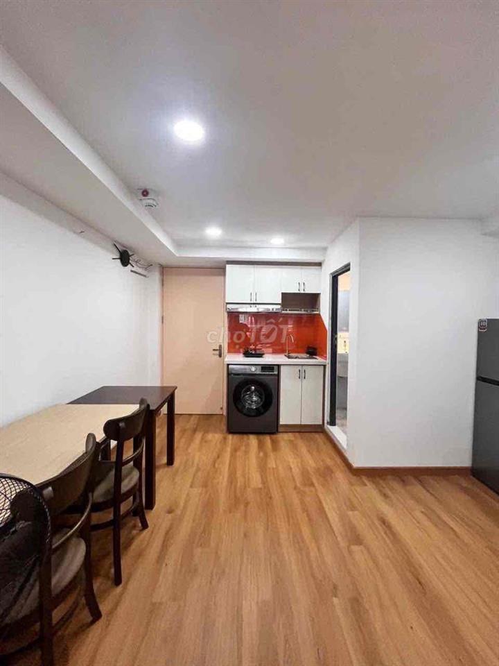 STUDIO RỘNG THOÁNG NGAY VÒNG XOAY DÂN CHỦ