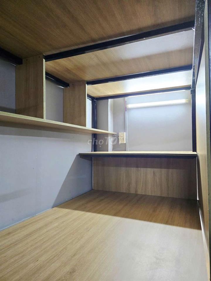 KTX Nữ Bao điện nước , có máy lạnh