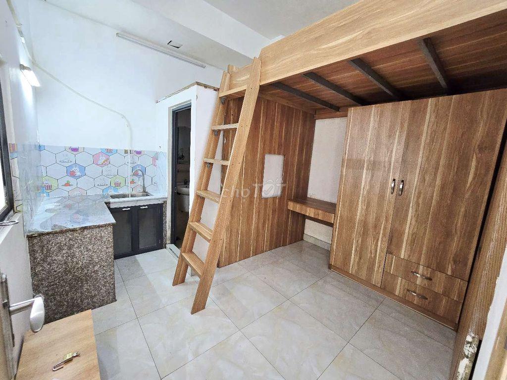 Phòng trọ bình dân 42a Mã Lò có thang máy