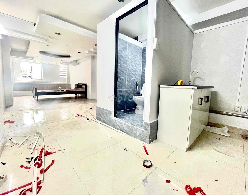 PHÒNG FULL NỘI THẤT _ TÁCH BẾP ĐỐI DIỆN EMART PHAN HUY ÍCH 