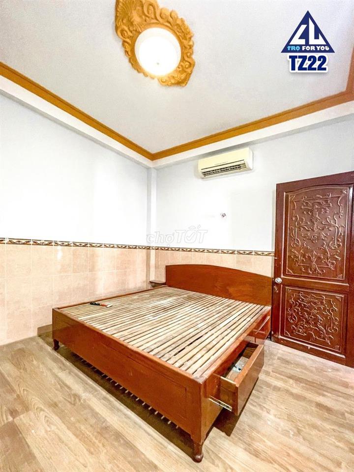 PHÒNG FULL NỘI THẤT NGAY KẾ BÊN IUH VỪA TRỐNG