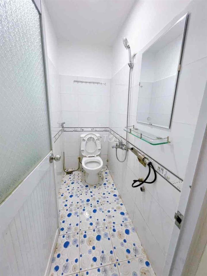 Phòng trọ Đức Hòa, Tân Đức ngay chợ Đồn Cây Dương