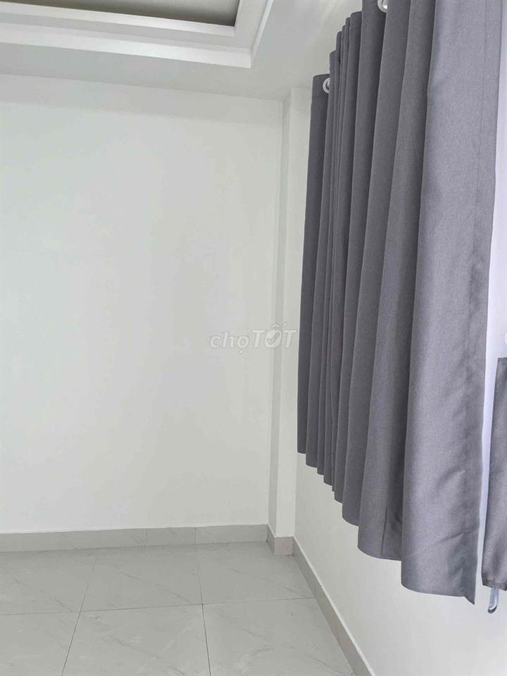 PHÒNG TRỌ CAO CẤP MÁY LẠNH TẠI NGÃ TƯ BỐN XÃ