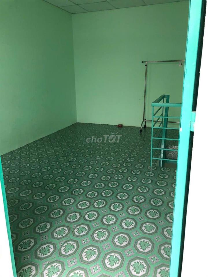 Nhà trọ mặt đất giá rẻ gần mặt tiền đường Lê Văn Quới