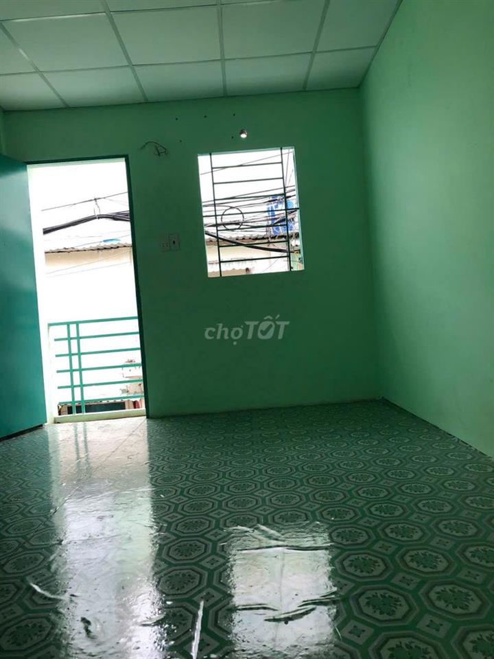Nhà trọ mặt đất giá rẻ gần mặt tiền đường Lê Văn Quới