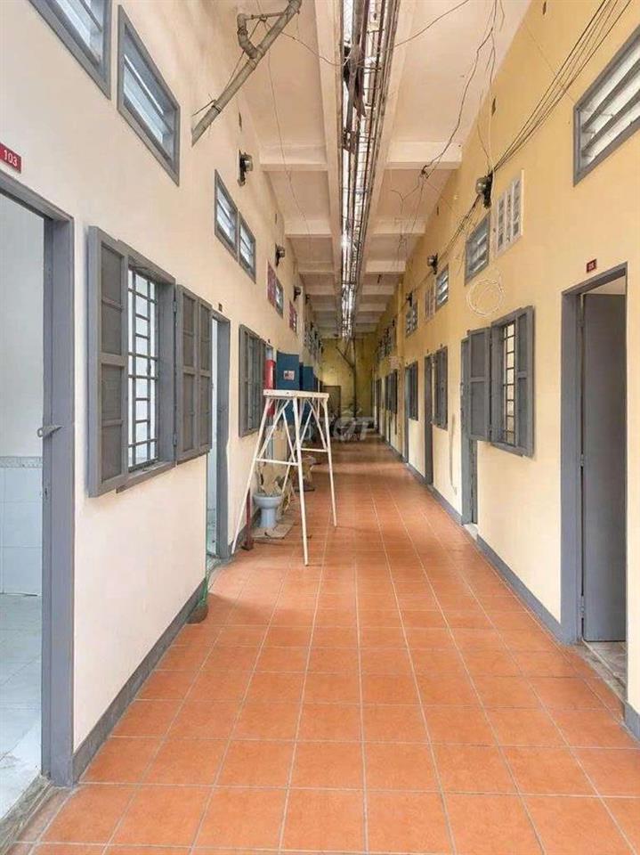 phòng trọ có máy lạnh chợ thông dụng, gần ngã 6 An Phú 
