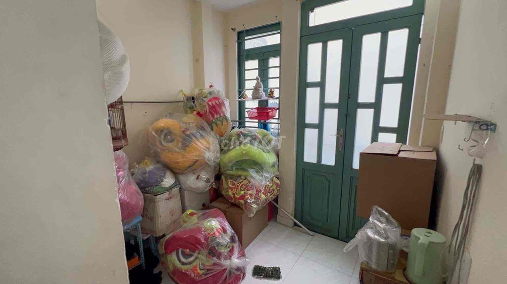 cần tìn người thuê nhà ở quận bình tân