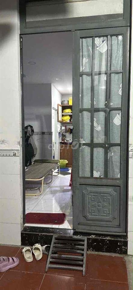 cần bán nhà nhỏ ở thị trấn cần giuộc