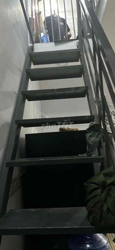 cần bán nhà nhỏ ở thị trấn cần giuộc