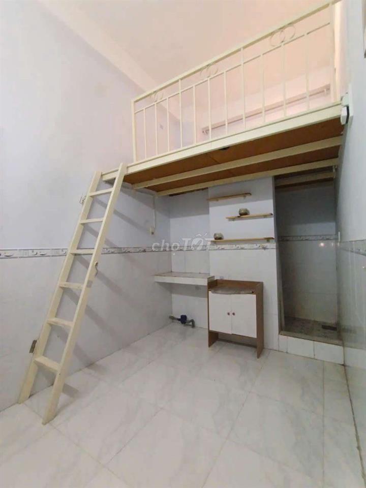 phòng cho thuê giá rẻ, giờ giấc tự do, khoá vân tay