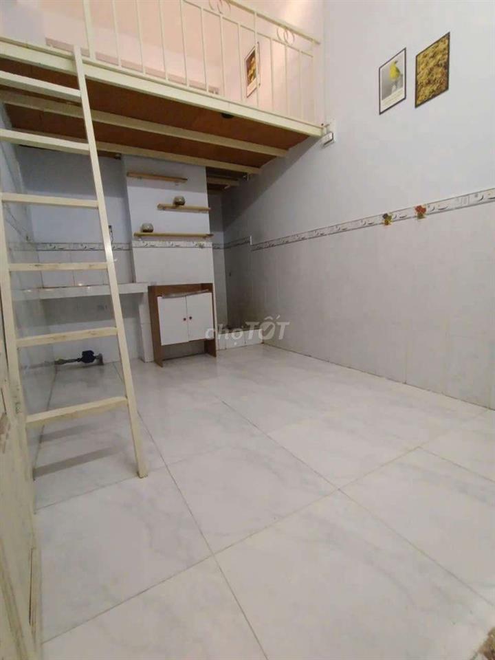 phòng cho thuê giá rẻ, giờ giấc tự do, khoá vân tay