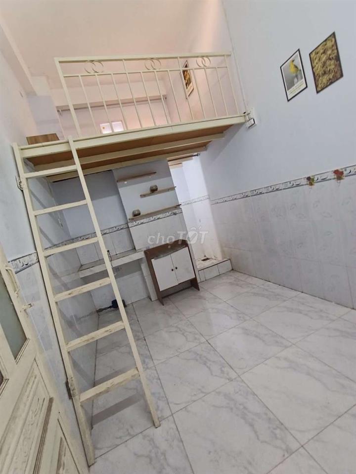 phòng cho thuê máy lạnh giá rẻ, giờ giấc tự do