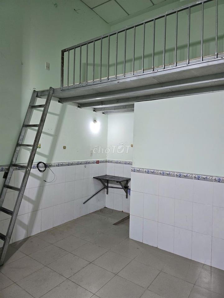 Cho thuê phòng trọ 16m² có gác – Hẻm 413/76A Lê Văn Quới, Bình Tân