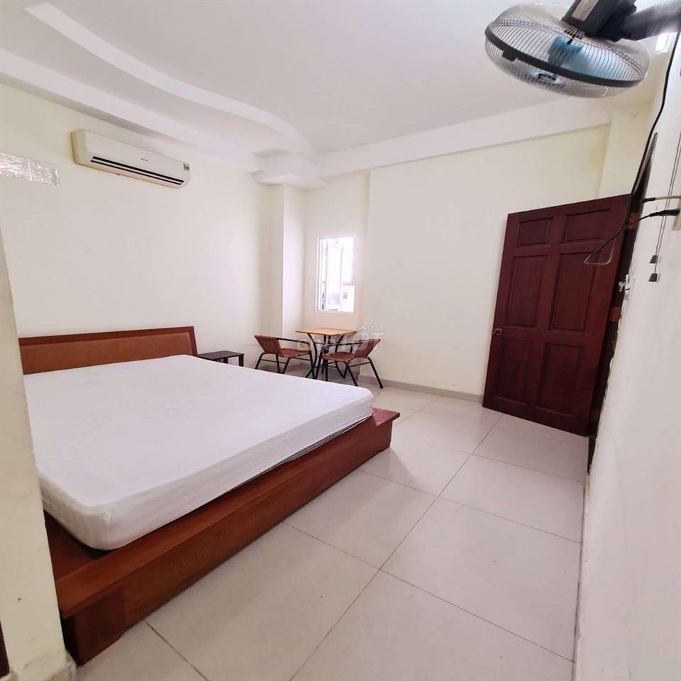 Phòng Đẹp, Máy Lạnh, Gần Ngã Tư 4 Xã, Trung Tâm Bình Tân