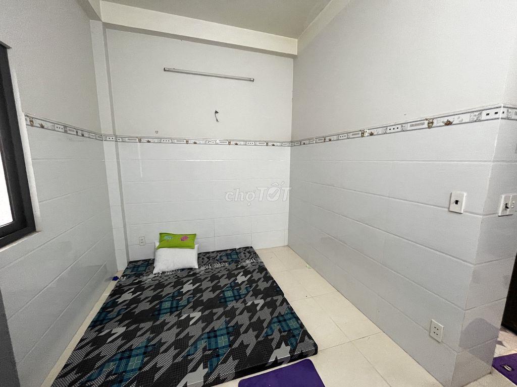 Cần Pass gấp phòng trọ Bình Tân
