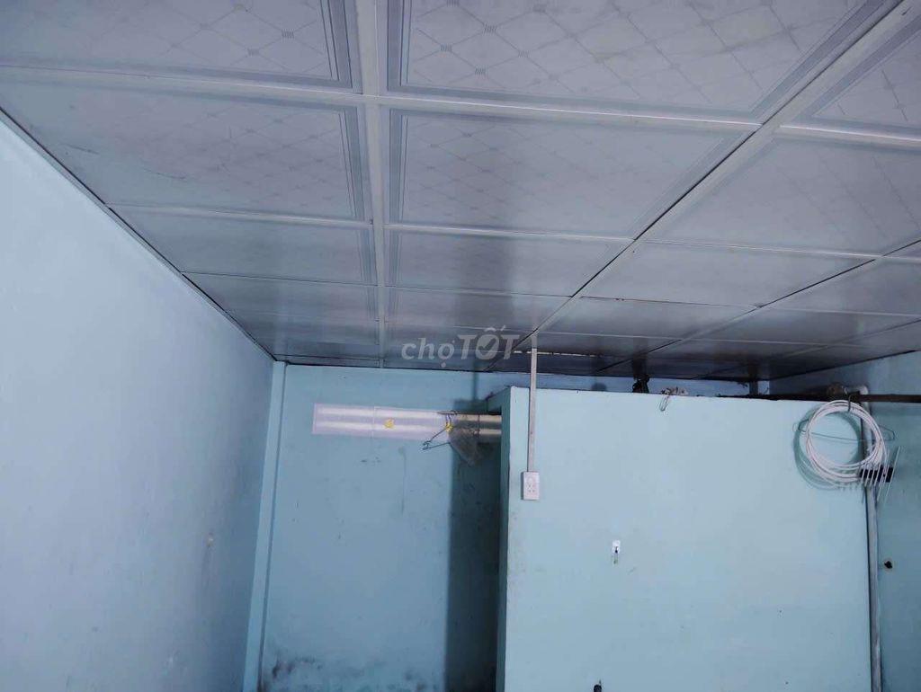 Phòng trọ tỉnh lộ 10 mặt tiền đường sầm uất