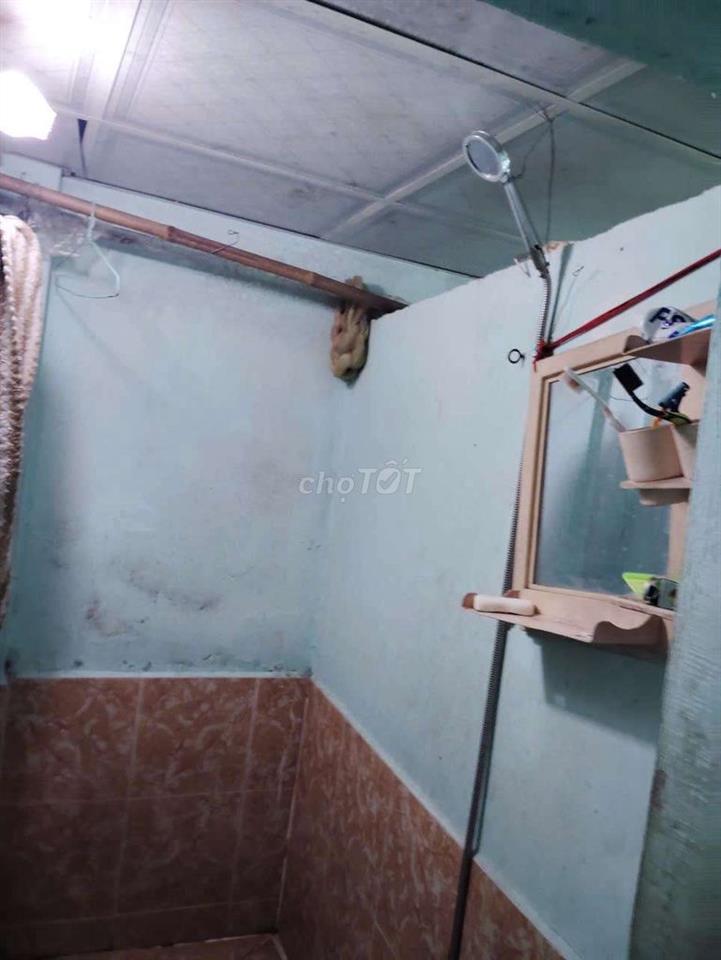 Phòng trọ tỉnh lộ 10 mặt tiền đường sầm uất