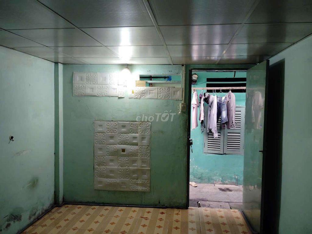 Phòng trọ tỉnh lộ 10 mặt tiền đường sầm uất