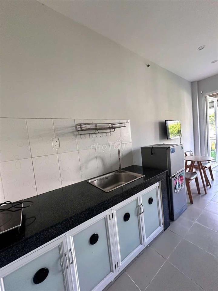 cho thuê căn hộ mini sân vườn 